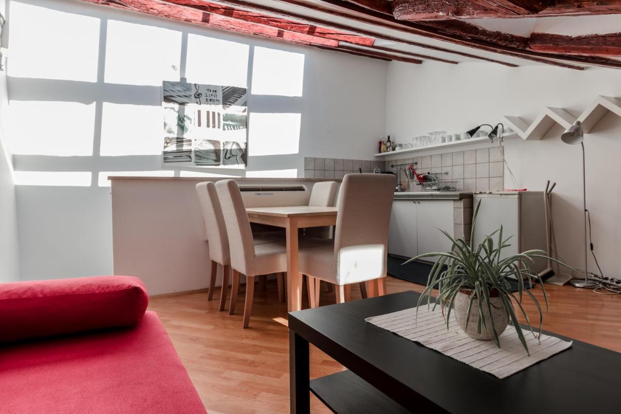 Apartments Music House Piran Buitenkant foto